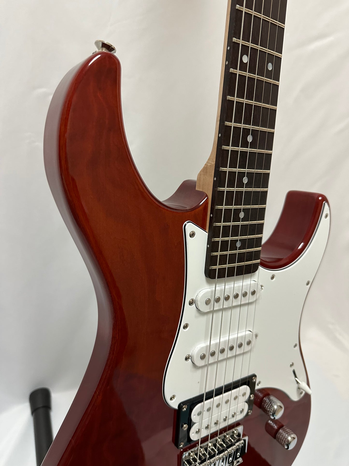 【New】YAMAHA Pacifica PAC212VQM